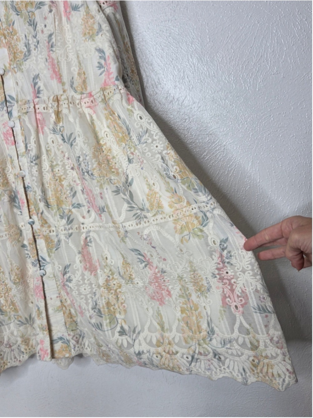 LOVELO Floral Lace Eyelet Dress Women's Size 2XL Long Sleeve Cream Button NWT - Picture 5 of 14